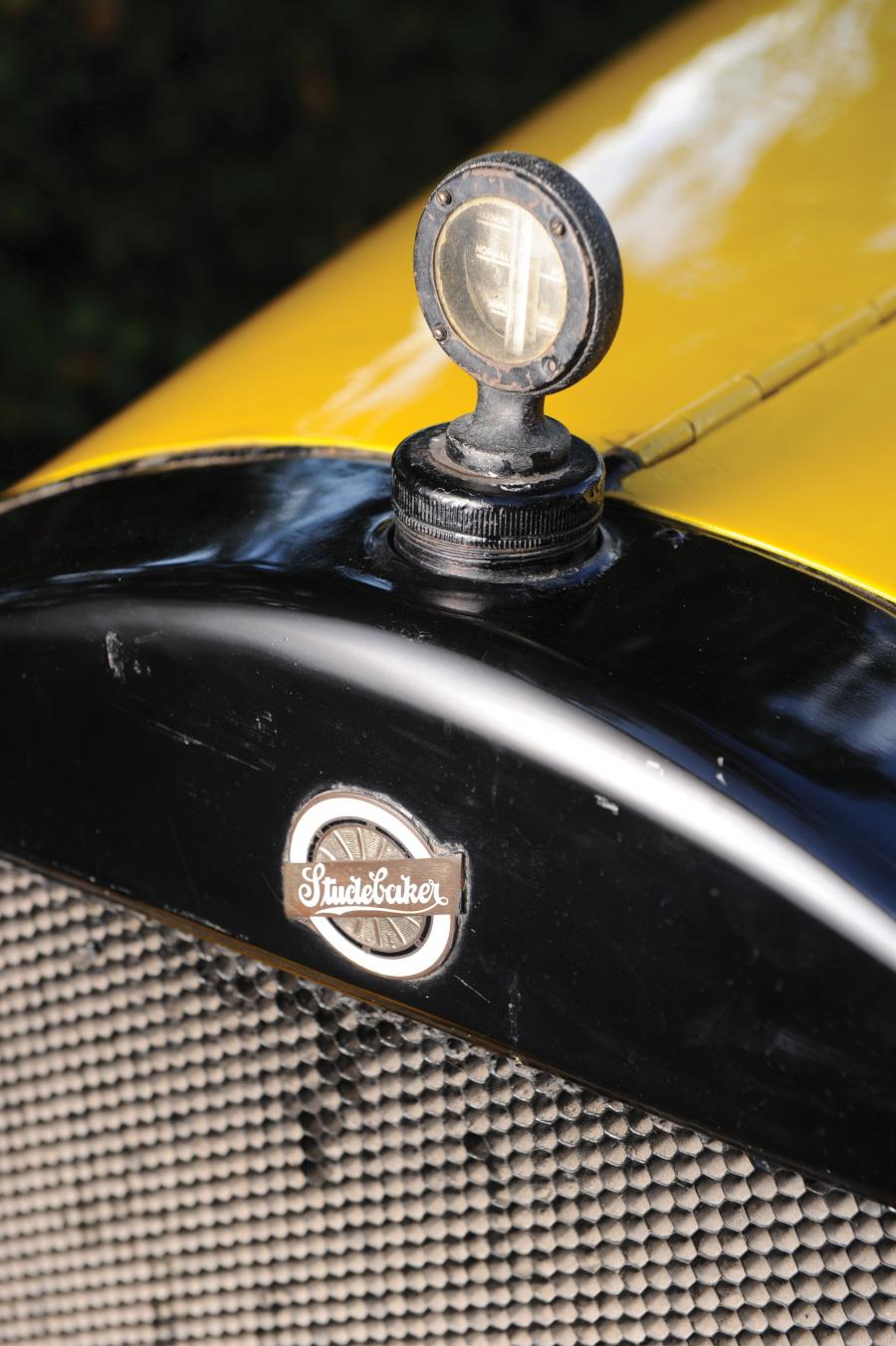 Studebaker Light Six 4-Passenger Roadster 1923 года  (фото 4 из 11)